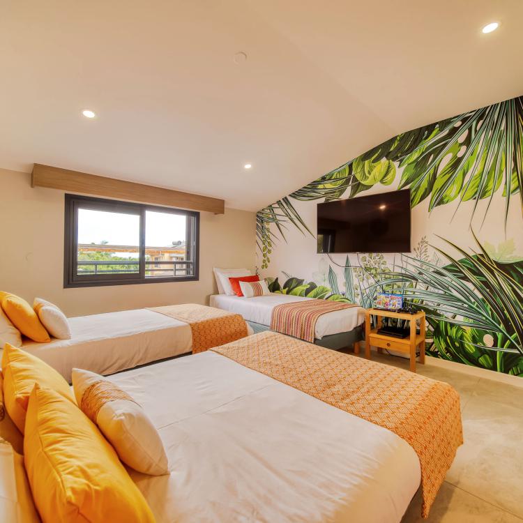 Chambre équipée de tv - PS4 avec possibilité de 4 couchages. Berceau parapluie sur demande.